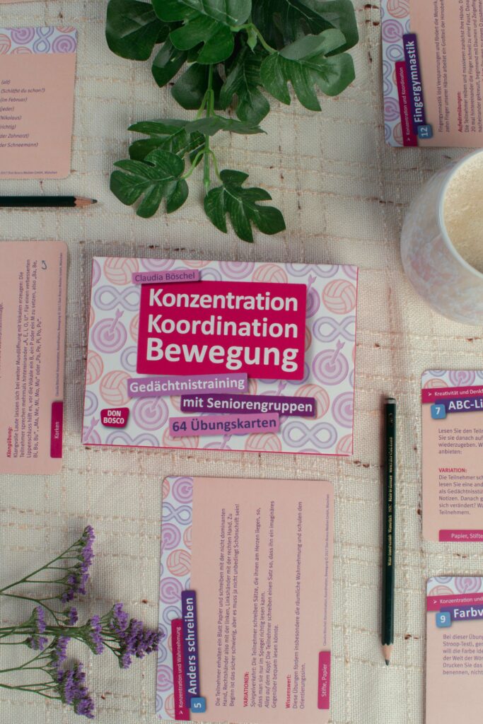 Konzentration, Koordination, Bewegung: Kartenset für Seniorengruppen